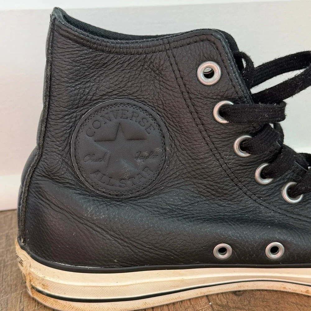 Converse Chuck Taylor All Star Leather Hi Top Black Unisex M7‎ W9